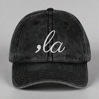 Comma La Embroidered Cap