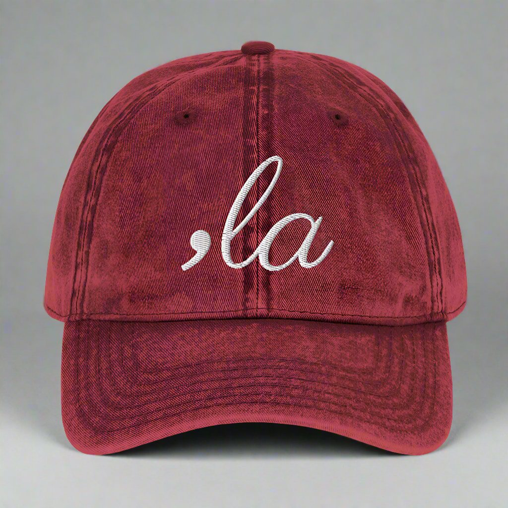 Comma La Embroidered Cap